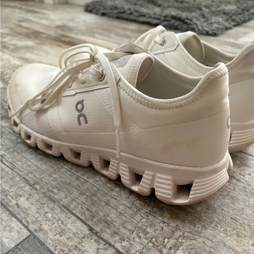 On Cloud X3 AD Women’s 8.5